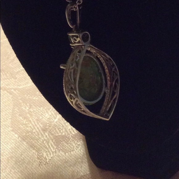 Green Mojave turquoise with green peridot pendent - Picture 2 of 2